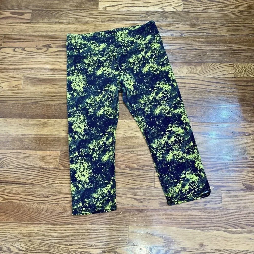 Alo Yoga Airbrushed Capri Leggings